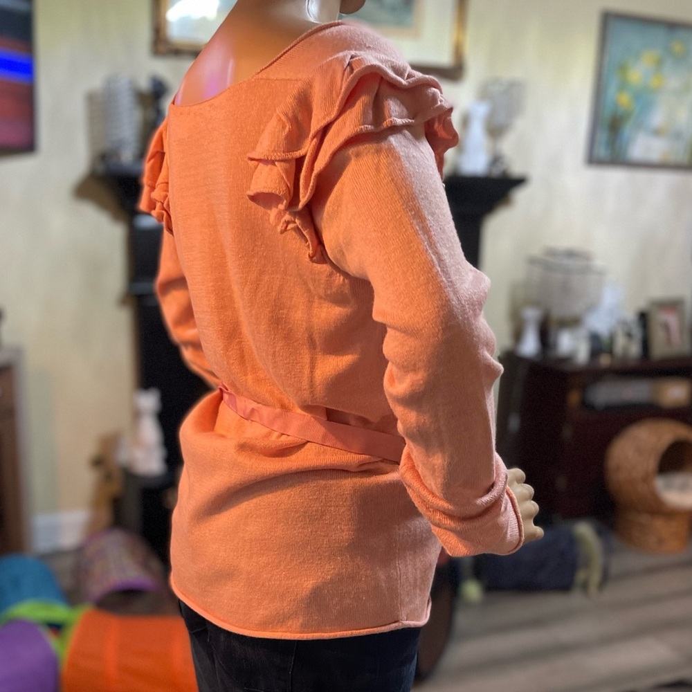 Vintage Victoria Secret sweater, with keyhole opening at breast, color peach